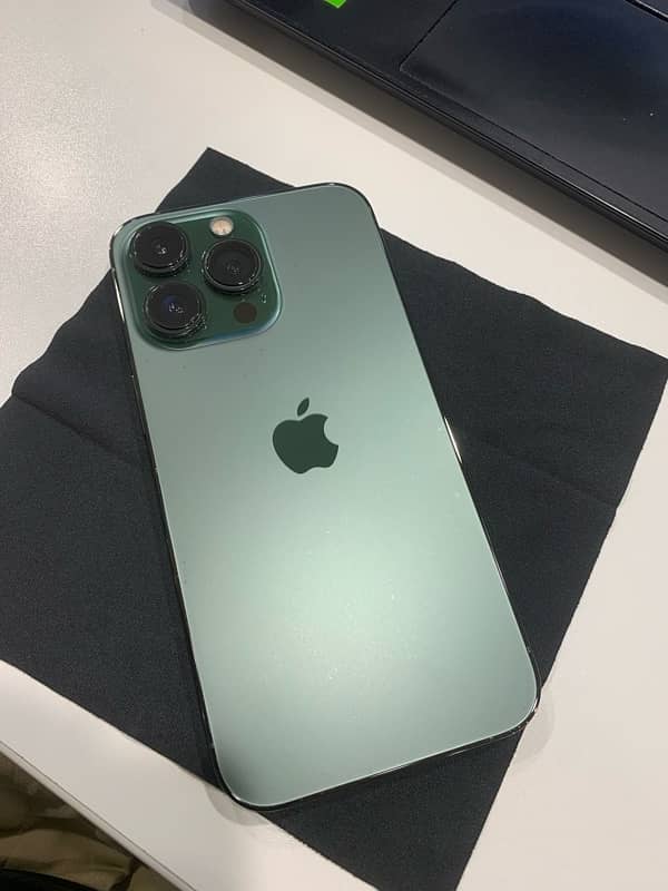 Apple Iphone 13 Pro 2