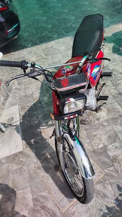 Honda 125 in good condition urgent full pack hai