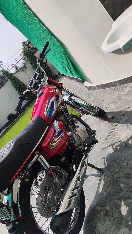 Honda 125 in good condition urgent full pack hai 1