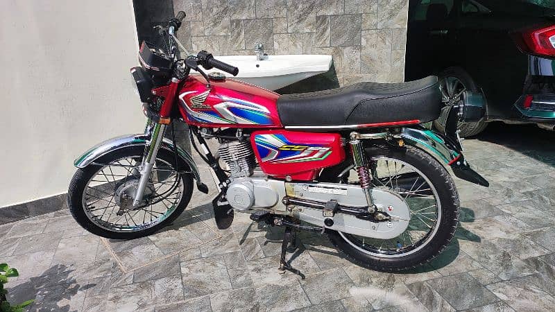 Honda 125 in good condition urgent full pack hai 4