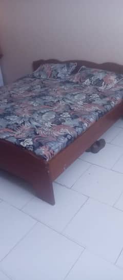 bed with mattress 0