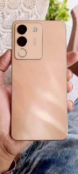 Vivo V29E 4