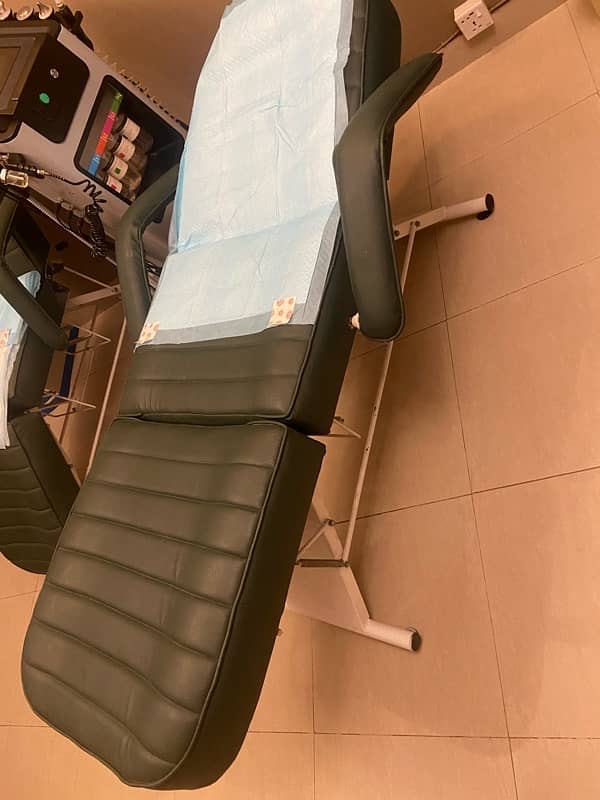 beds for salon or clinic 2