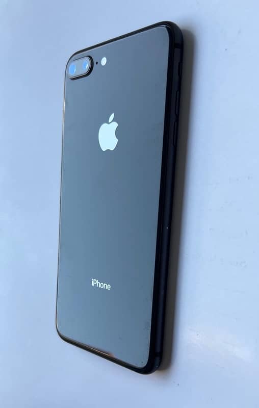 Iphone 8 Plus 1