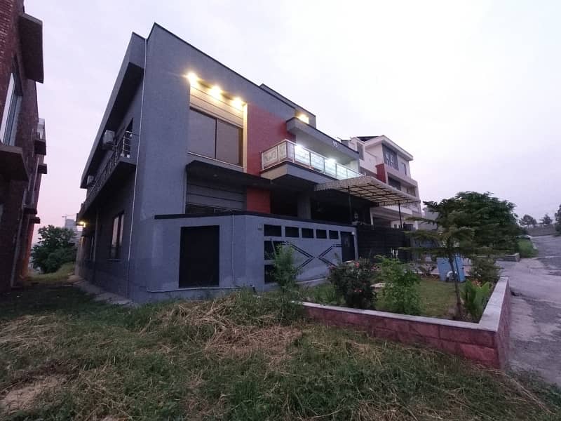 House For sale Situated In MPCHS - Block C 1