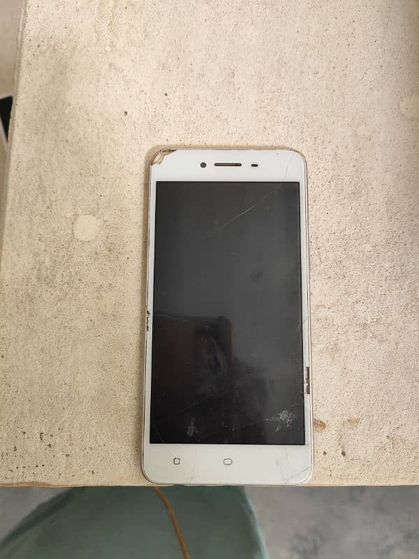 Oppo A37 1