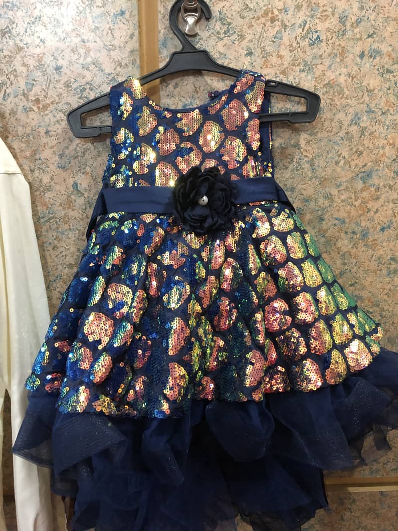 Beautiful preloved dress for your baby girl  Age 2-3 years! 0