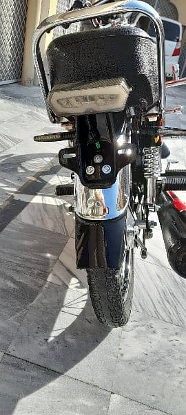 Honda CG 125S 7