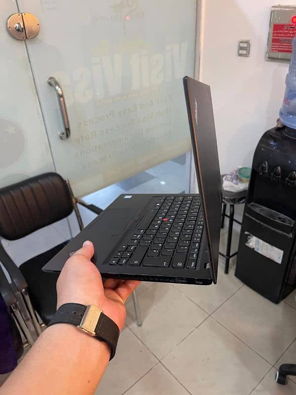 Lenovo  ThinkPad  Corei5 8th Generation 10/10 1