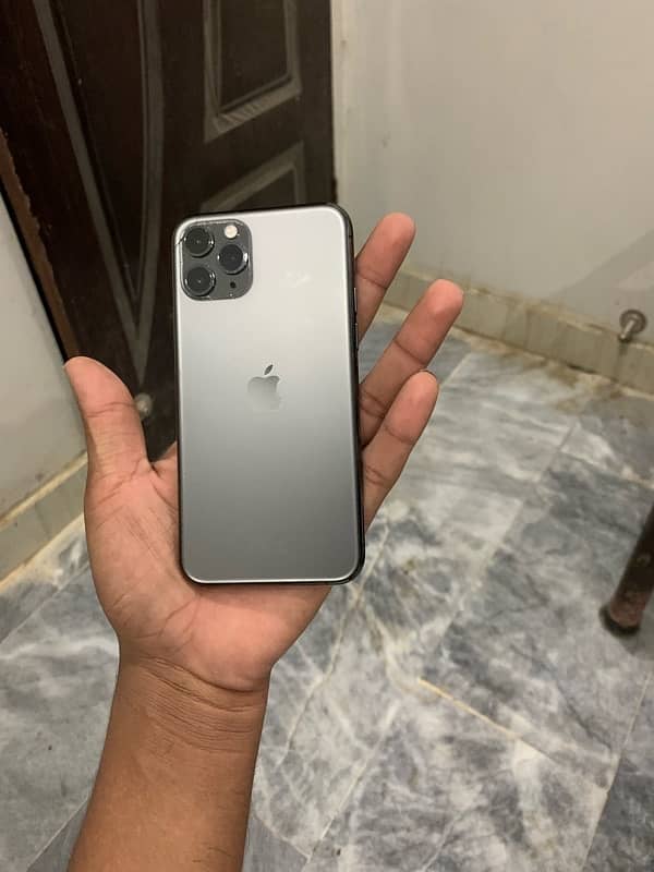 iPhone 11 Pro 64gb all ok 9