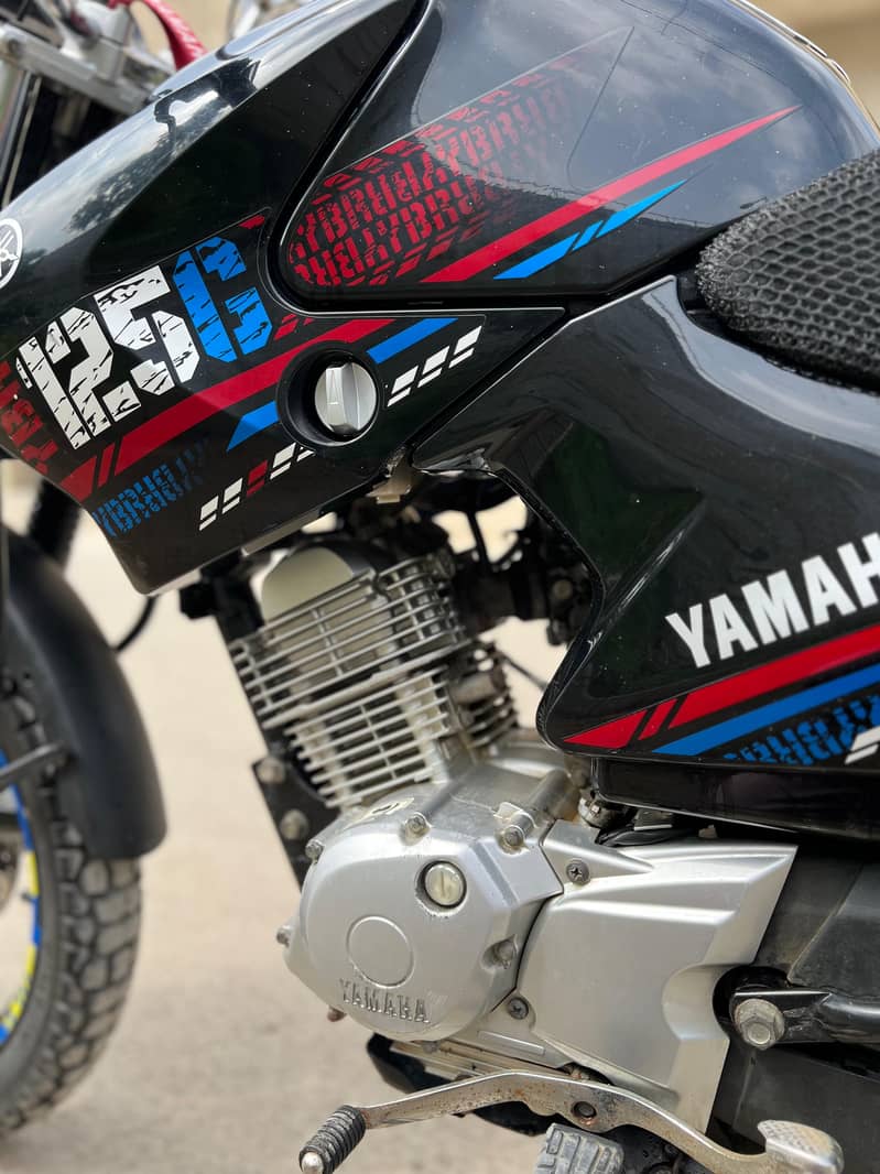 Yamaha YBR 125G 2022 1