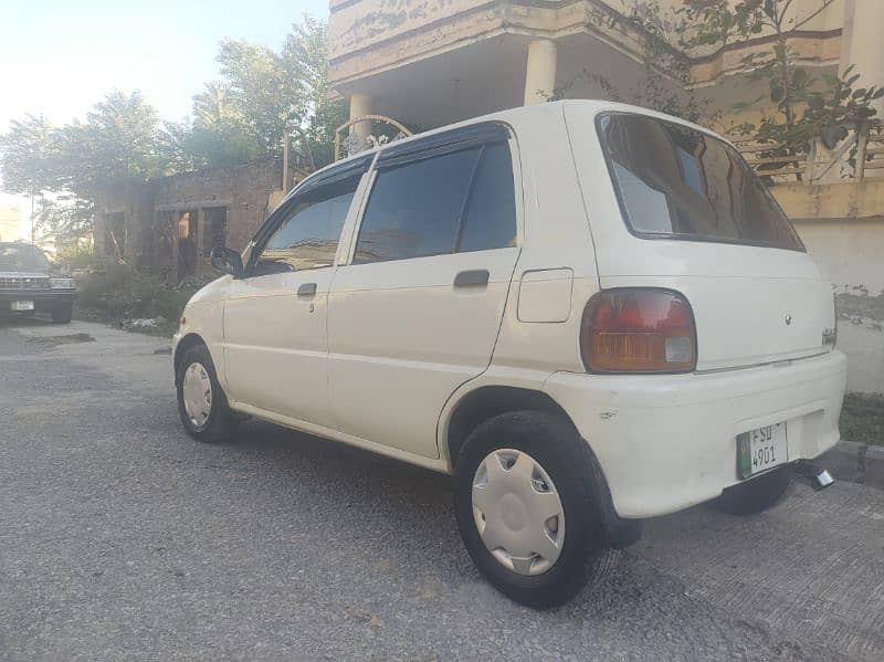 Daihatsu Cuore 2004 1