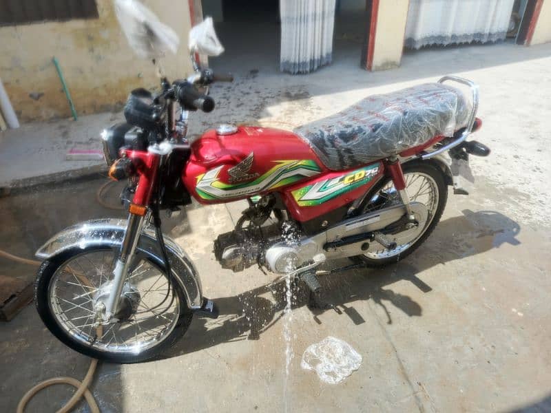 Honda CD70 4