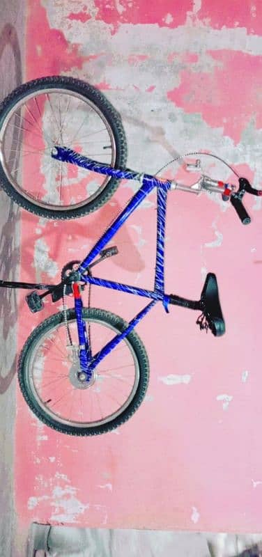 BMX cycle hai disc brake lagi Hui hai new gallery Sath dunga 2