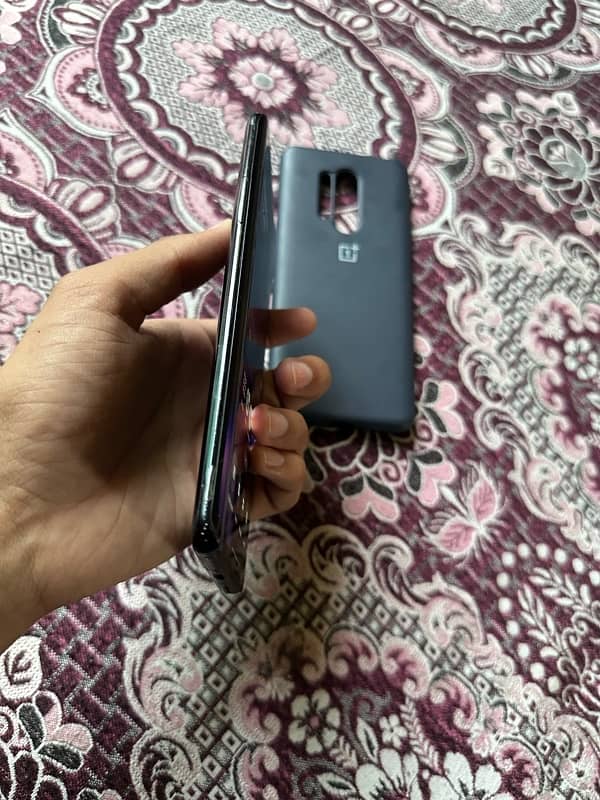 one plus 8 pro 12/256gb dual sim 4