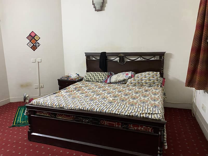 Well maintained 120 sq. Yard house sale gulshan e iqbal block 10a karachi 6