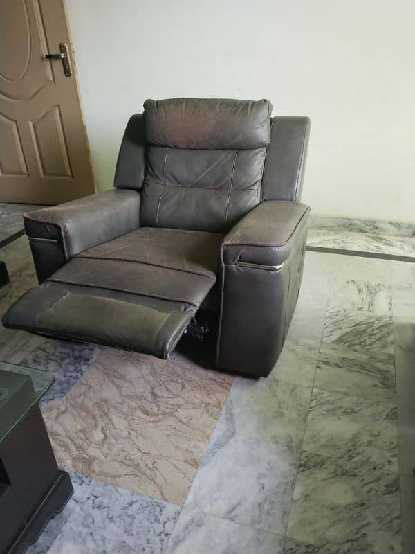 Imported King/Lounge recliner for sale 2