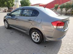 Honda City IVTEC 2012 - Family Car