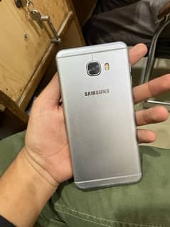 Samsung Galaxy C7