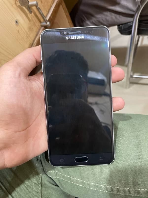 Samsung Galaxy C7 4