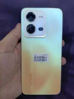 VIVO V25e