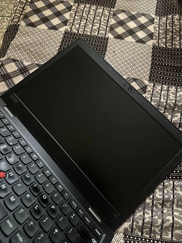 Lenovo L380 7