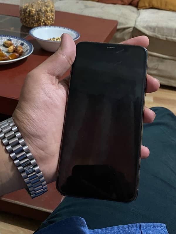 iphone 11 pro max non pta 2