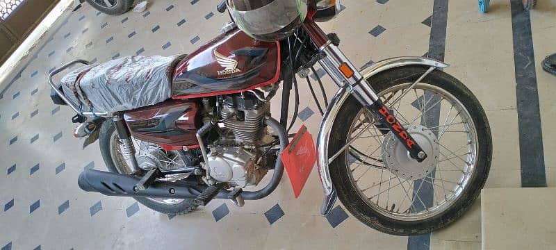 Urgent sale Honda 125 applied for 23/24 1