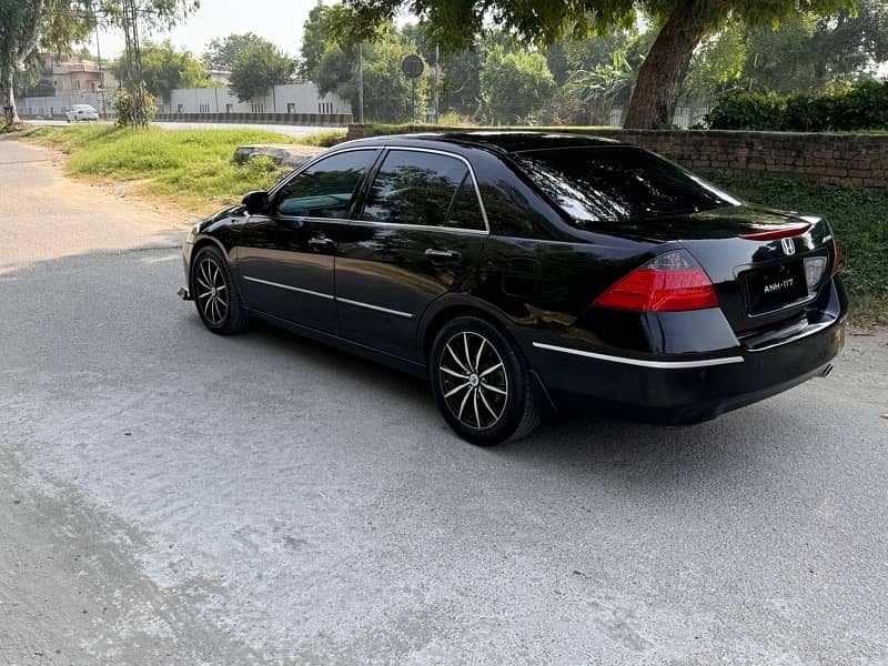 Honda Accord CM6 5