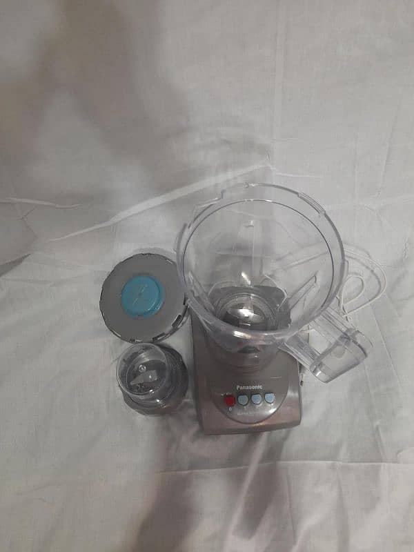 Portable Electric Juicer Blender Box Packed 1