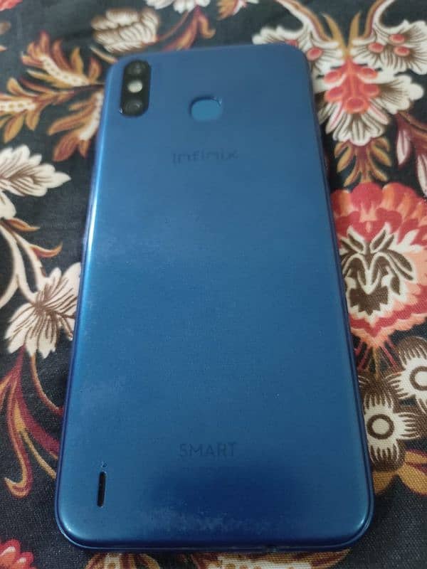 infinix smart 4.2 32. WhatsApp 03244740652 1