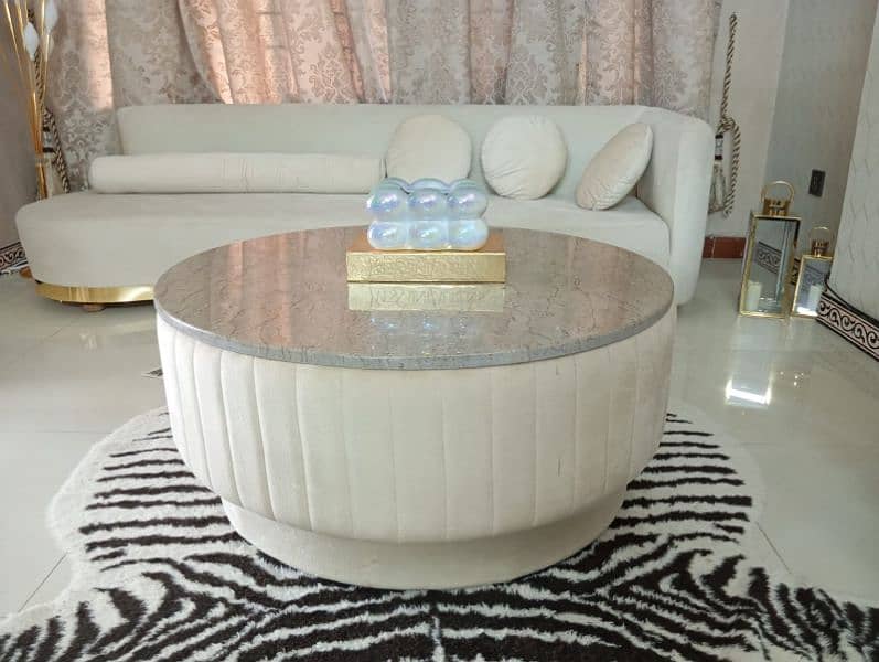 Moder style sofa with center table 5