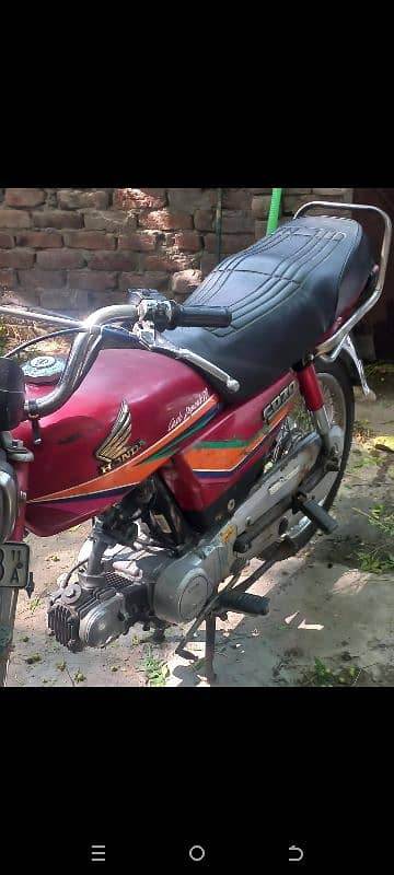 Honda CD-70 Model 2011 0