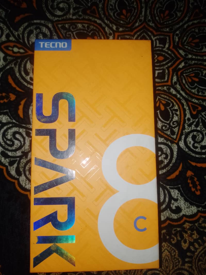 Tecno spark 8c 4gb/64gb 7