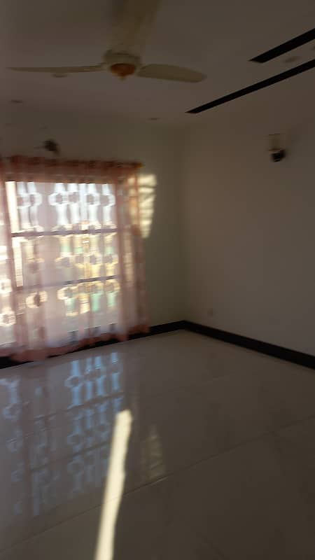 Good 4 Marla Office For Rent In DHA Phase 1 2