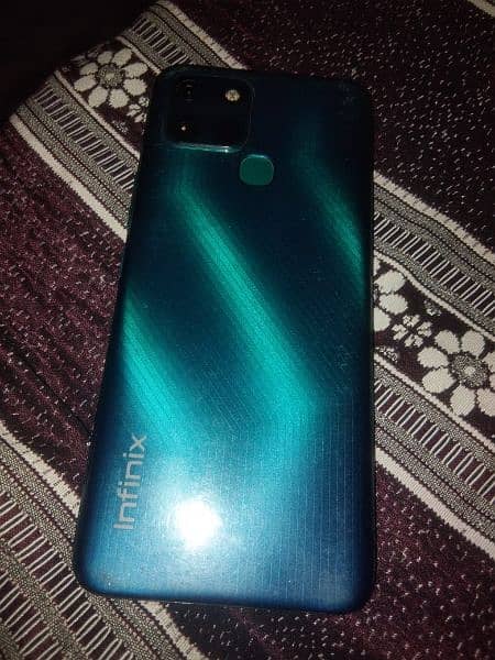 I am selling my infinix smart 6 1