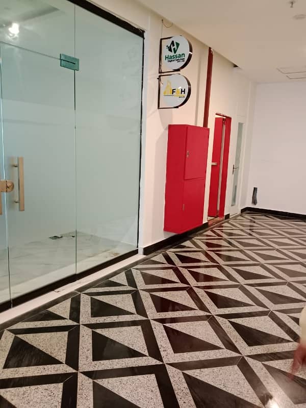 I-8. Markaz commcial office 677square feet office space available for rent more options available 450 par square feet 2