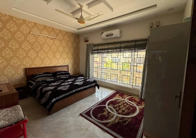 Prime Location 10 Marla House For sale In Islamabad 2