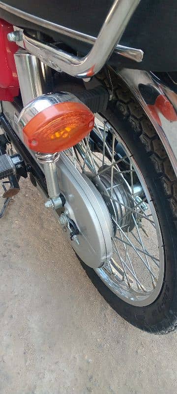 Honda CG 125 model 2023 Karachi number 3