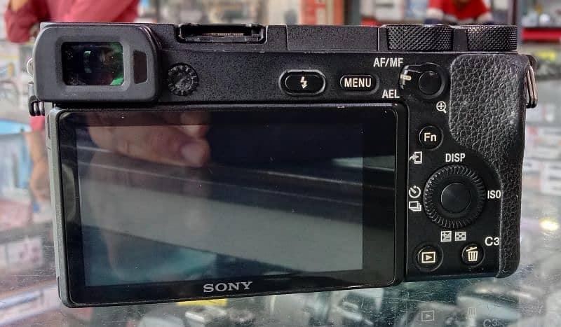 Sony a6500 4k Mirror less Camera 10/9 condition 1