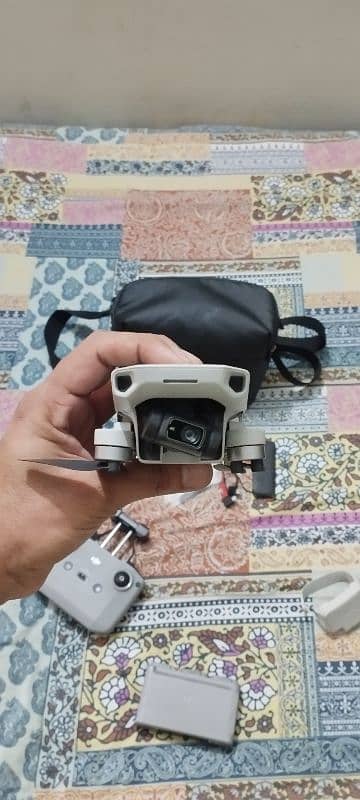 DJI - Mini-2 Drone Camera 10/10 urgent 5