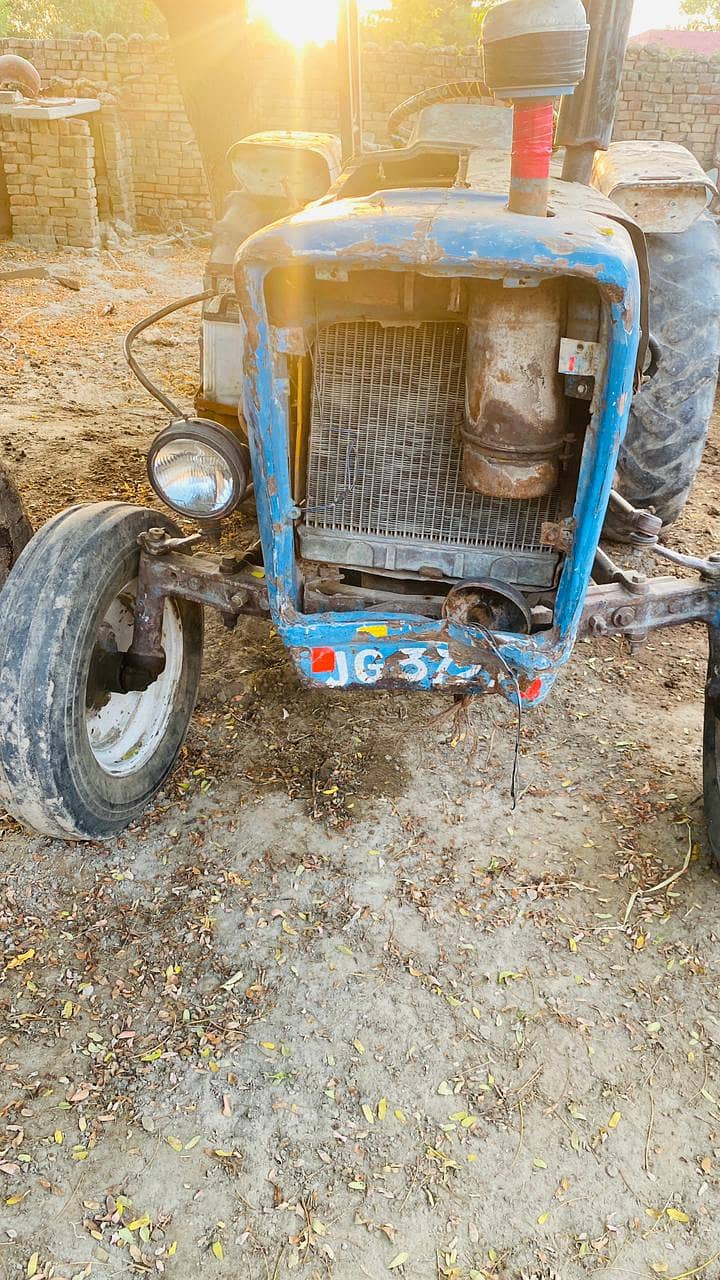 Ford tractor 1