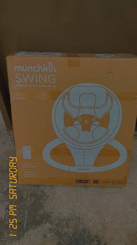 electric baby munchkin   swing 3