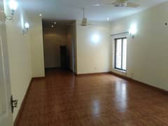 20 Marla Independent House Available For Sale In Garden Town 0