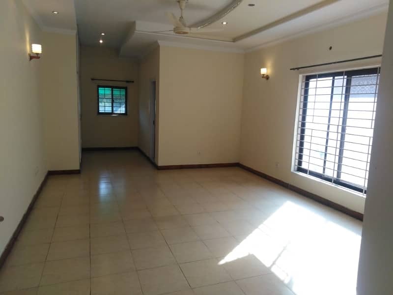 20 Marla Independent House Available For Sale In Garden Town 6