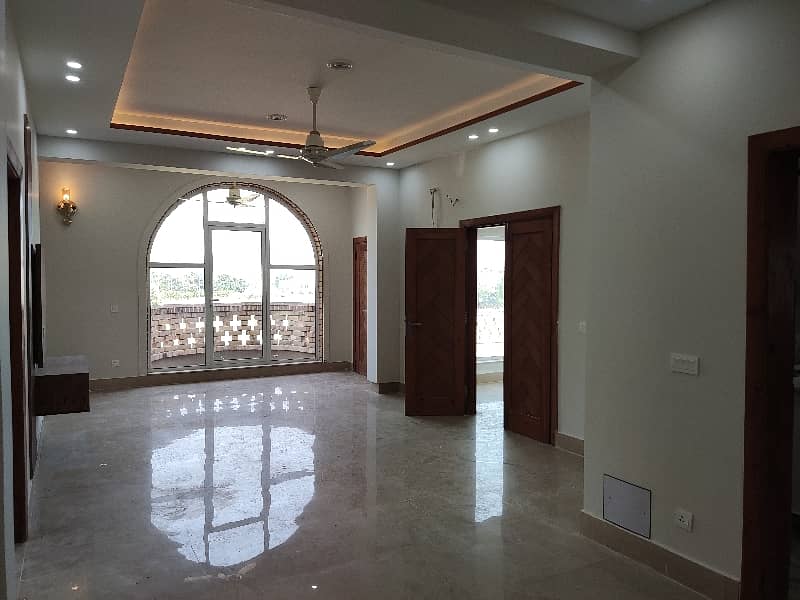 600 Yard Supper Portion Is Available For Rent For Smart And Decent Family Margala Hill View 1