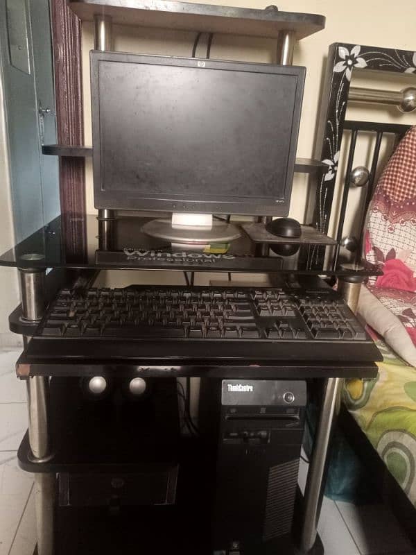 Computer with trolley 4