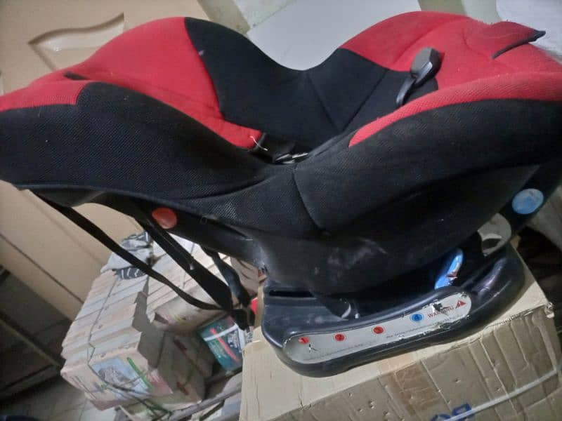 baby car seat . adjustable 1