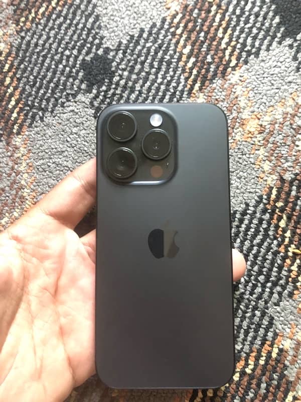 iPhone 15 pro 512 gb lla non pta 7