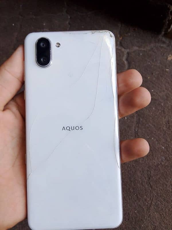 Best phone for PUBG sharp aquas R3 1